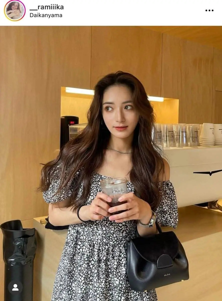 <1点即納あり>〈あみ様ご愛用〉ミクロフラワーワンピース 2タイプ展開 mirror me