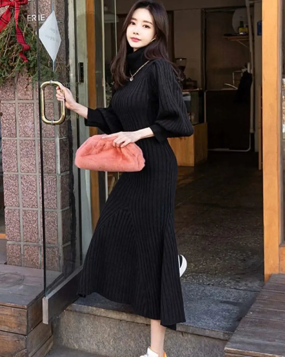 <残り1点!>【動画あり】タートルネックふんわり美シルエットリブワンピース 2色展開 mirror me