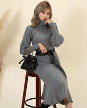 <残り1点!>【動画あり】タートルネックふんわり美シルエットリブワンピース 2色展開 mirror me