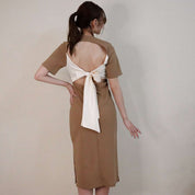 <ベージュ1点即納>【動画あり】オープンバックバイカラーリボンワンピース 2色展開 - select store mirror me<ベージュ1点即納>【動画あり】オープンバックバイカラーリボンワンピース 2色展開194477774mirror meselect store mirror me194477774【即納】ベージュ M