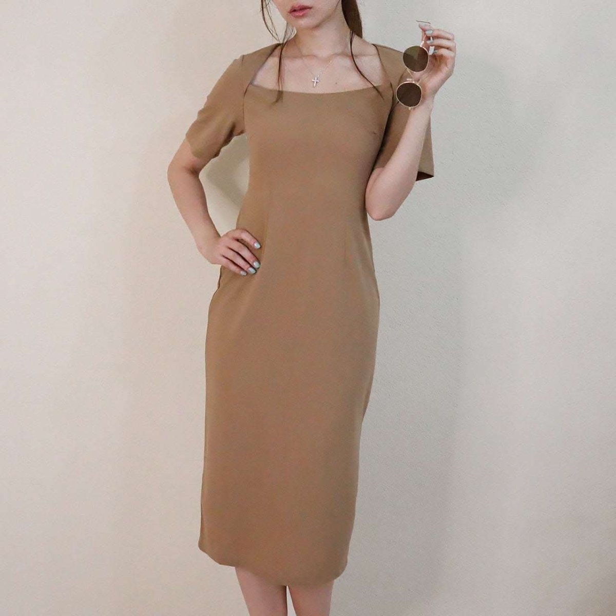 <ベージュ1点即納>【動画あり】オープンバックバイカラーリボンワンピース 2色展開 - select store mirror me<ベージュ1点即納>【動画あり】オープンバックバイカラーリボンワンピース 2色展開194477774mirror meselect store mirror me194477774【即納】ベージュ M