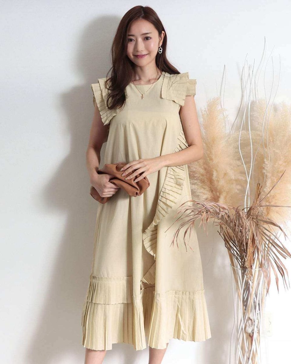 <ブラック1点即納>【動画あり】アシンメトリーデザインプリーツフリルワンピース 3色展開 - select store mirror me<ブラック1点即納>【動画あり】アシンメトリーデザインプリーツフリルワンピース 3色展開194555280mirror meselect store mirror me194555280ホワイト