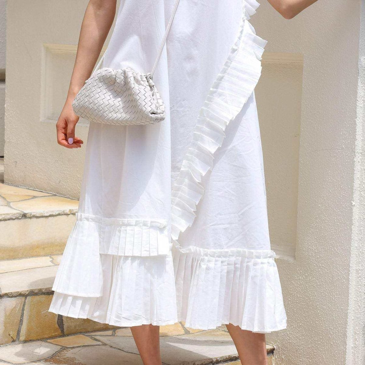 <ブラック1点即納>【動画あり】アシンメトリーデザインプリーツフリルワンピース 3色展開 - select store mirror me<ブラック1点即納>【動画あり】アシンメトリーデザインプリーツフリルワンピース 3色展開194555280mirror meselect store mirror me194555280ホワイト