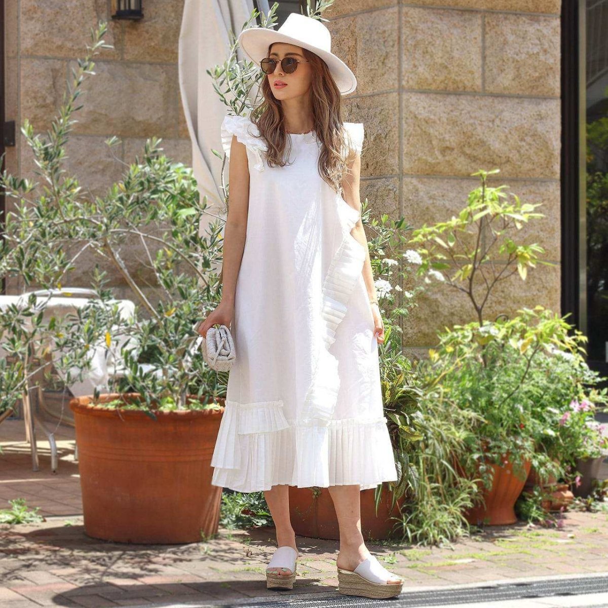 <ブラック1点即納>【動画あり】アシンメトリーデザインプリーツフリルワンピース 3色展開 - select store mirror me<ブラック1点即納>【動画あり】アシンメトリーデザインプリーツフリルワンピース 3色展開194555280mirror meselect store mirror me194555280ホワイト