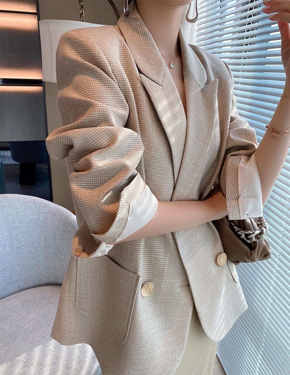 【動画あり】デザインボタン上質素材ダブルブレストジャケット - select store mirror me【動画あり】デザインボタン上質素材ダブルブレストジャケット101154662mirror meselect store mirror me101154662XS