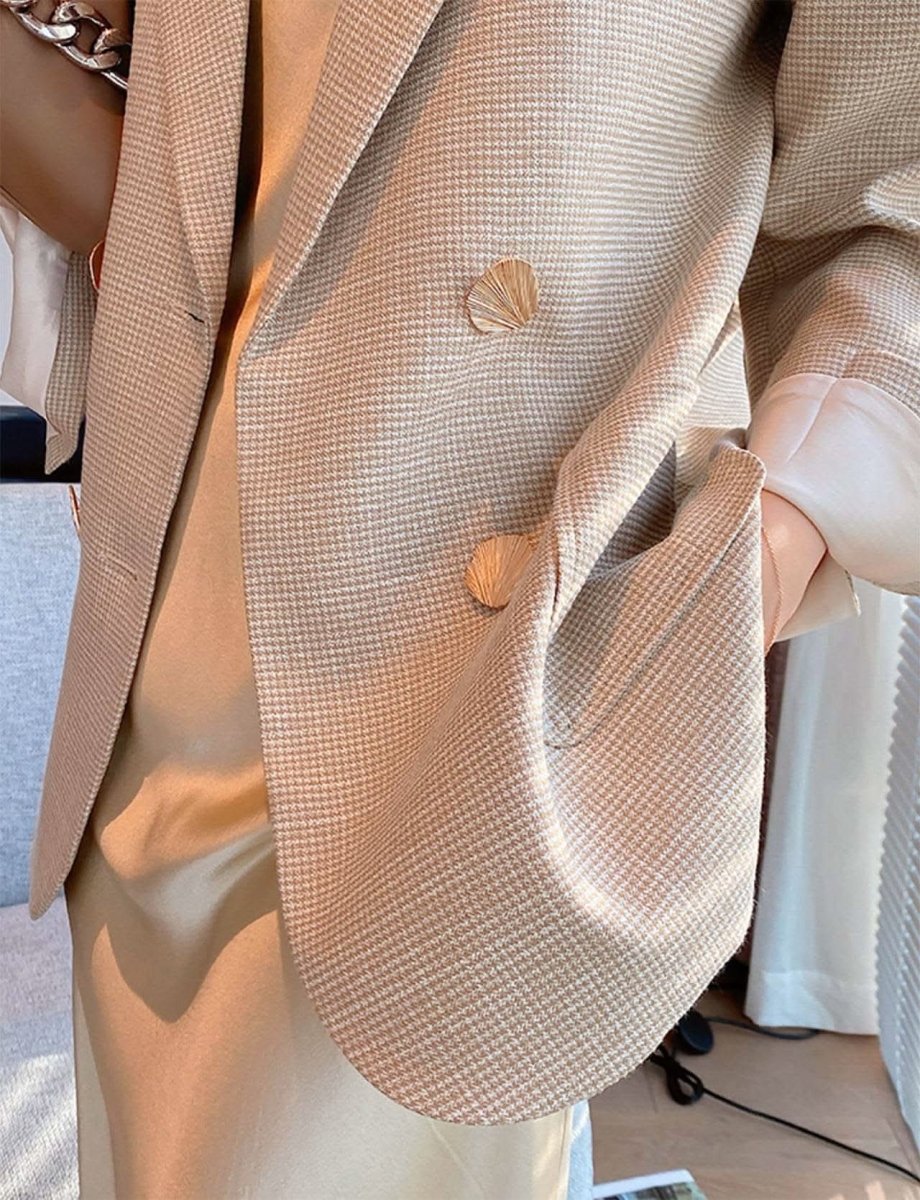 【動画あり】デザインボタン上質素材ダブルブレストジャケット - select store mirror me【動画あり】デザインボタン上質素材ダブルブレストジャケット101154662mirror meselect store mirror me101154662XS