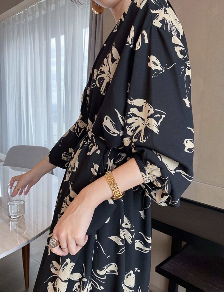 【動画あり】シックフラワーデザインポケットミドル丈ワンピース - select store mirror me【動画あり】シックフラワーデザインポケットミドル丈ワンピース108232530mirror meselect store mirror me108232530S