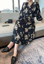 【動画あり】シックフラワーデザインポケットミドル丈ワンピース - select store mirror me【動画あり】シックフラワーデザインポケットミドル丈ワンピース108232530mirror meselect store mirror me108232530S