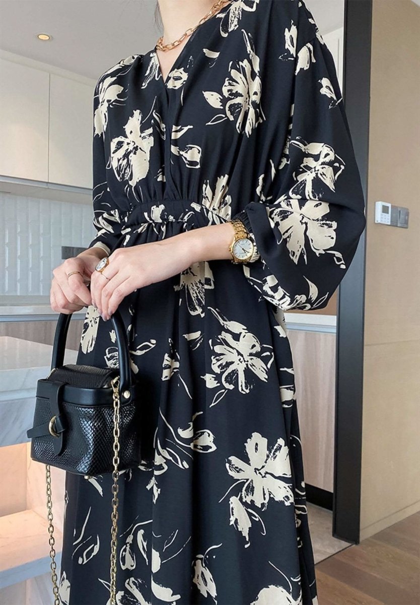 【動画あり】シックフラワーデザインポケットミドル丈ワンピース - select store mirror me【動画あり】シックフラワーデザインポケットミドル丈ワンピース108232530mirror meselect store mirror me108232530S