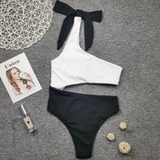 大人気!バイカラーブラックリボンアシンメトリービキニ - select store mirror me大人気!バイカラーブラックリボンアシンメトリービキニ114505395mirror meselect store mirror me114505395S