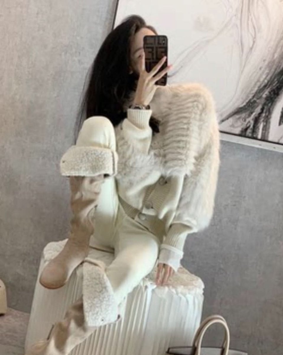 【上質】ボリュームファー切り替えニットカーディガン - select store mirror me【上質】ボリュームファー切り替えニットカーディガン156155440mirror meselect store mirror me156155440S