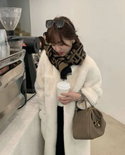 【高品質ウールミックス】ノーカラーボタンホワイトファーコート - select store mirror me【高品質ウールミックス】ノーカラーボタンホワイトファーコート159948844mirror meselect store mirror me159948844S