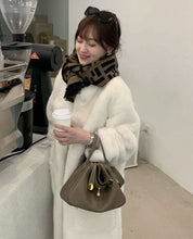 【高品質ウールミックス】ノーカラーボタンホワイトファーコート - select store mirror me【高品質ウールミックス】ノーカラーボタンホワイトファーコート159948844mirror meselect store mirror me159948844S