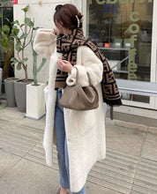 【高品質ウールミックス】ノーカラーボタンホワイトファーコート - select store mirror me【高品質ウールミックス】ノーカラーボタンホワイトファーコート159948844mirror meselect store mirror me159948844S