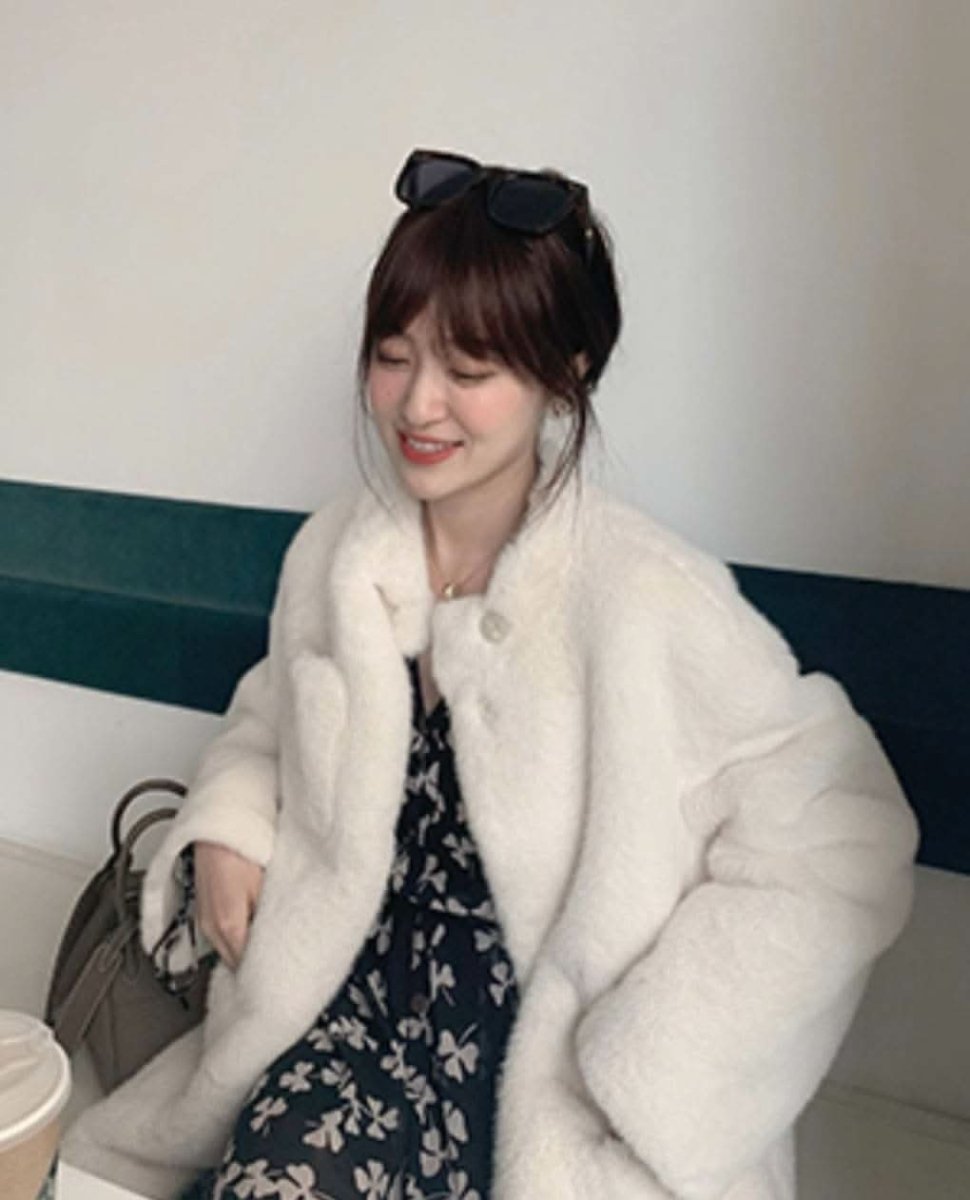 【高品質ウールミックス】ノーカラーボタンホワイトファーコート - select store mirror me【高品質ウールミックス】ノーカラーボタンホワイトファーコート159948844mirror meselect store mirror me159948844S