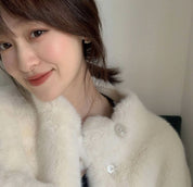 【高品質ウールミックス】ノーカラーボタンホワイトファーコート - select store mirror me【高品質ウールミックス】ノーカラーボタンホワイトファーコート159948844mirror meselect store mirror me159948844S