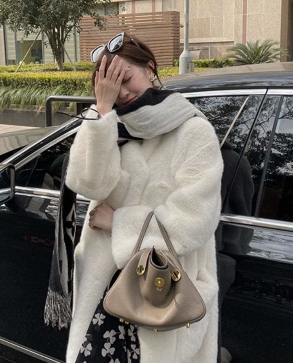 【高品質ウールミックス】ノーカラーボタンホワイトファーコート - select store mirror me【高品質ウールミックス】ノーカラーボタンホワイトファーコート159948844mirror meselect store mirror me159948844S