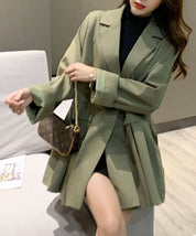 【動画あり】くすみグリーンフロントプリーツデザインジャケット - select store mirror me【動画あり】くすみグリーンフロントプリーツデザインジャケット163599564mirror meselect store mirror me163599564S