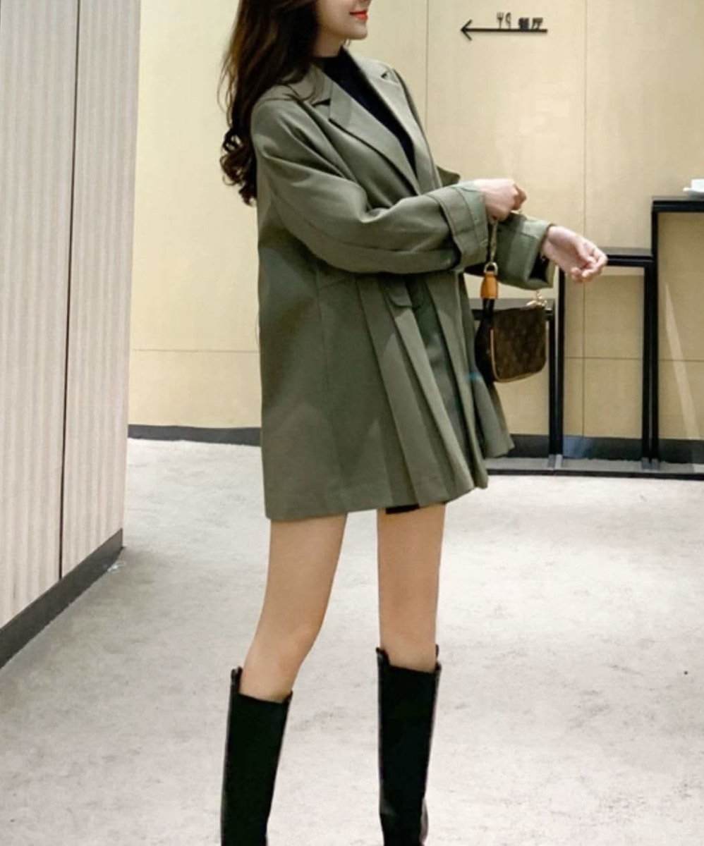 【動画あり】くすみグリーンフロントプリーツデザインジャケット - select store mirror me【動画あり】くすみグリーンフロントプリーツデザインジャケット163599564mirror meselect store mirror me163599564S