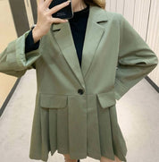 【動画あり】くすみグリーンフロントプリーツデザインジャケット - select store mirror me【動画あり】くすみグリーンフロントプリーツデザインジャケット163599564mirror meselect store mirror me163599564S