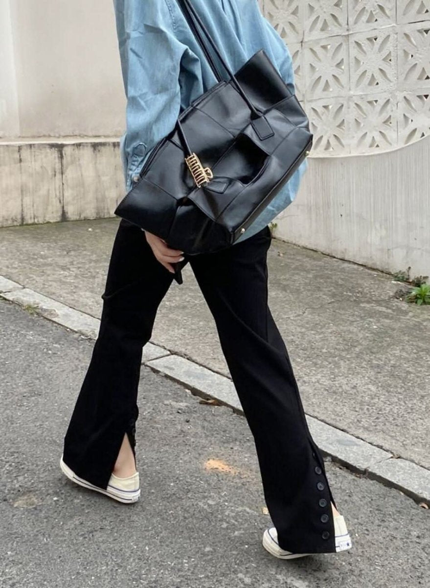 【動画あり】バックカットスリットボタンブラックパンツ - select store mirror me【動画あり】バックカットスリットボタンブラックパンツ185493043mirror meselect store mirror me185493043S