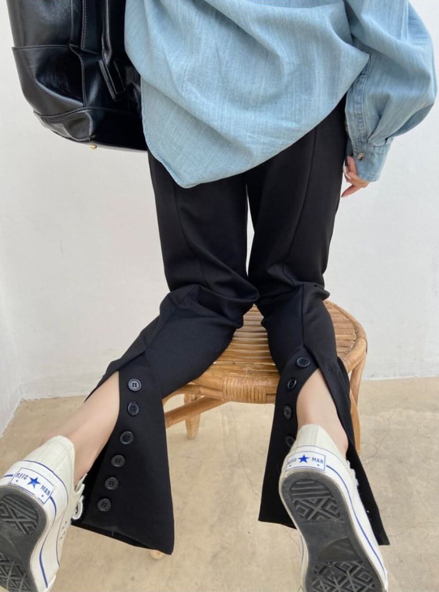 【動画あり】バックカットスリットボタンブラックパンツ - select store mirror me【動画あり】バックカットスリットボタンブラックパンツ185493043mirror meselect store mirror me185493043S