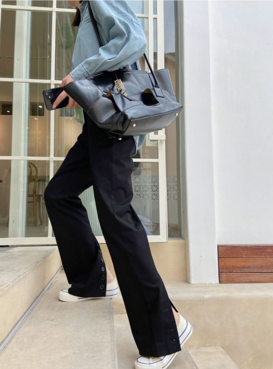 【動画あり】バックカットスリットボタンブラックパンツ - select store mirror me【動画あり】バックカットスリットボタンブラックパンツ185493043mirror meselect store mirror me185493043S