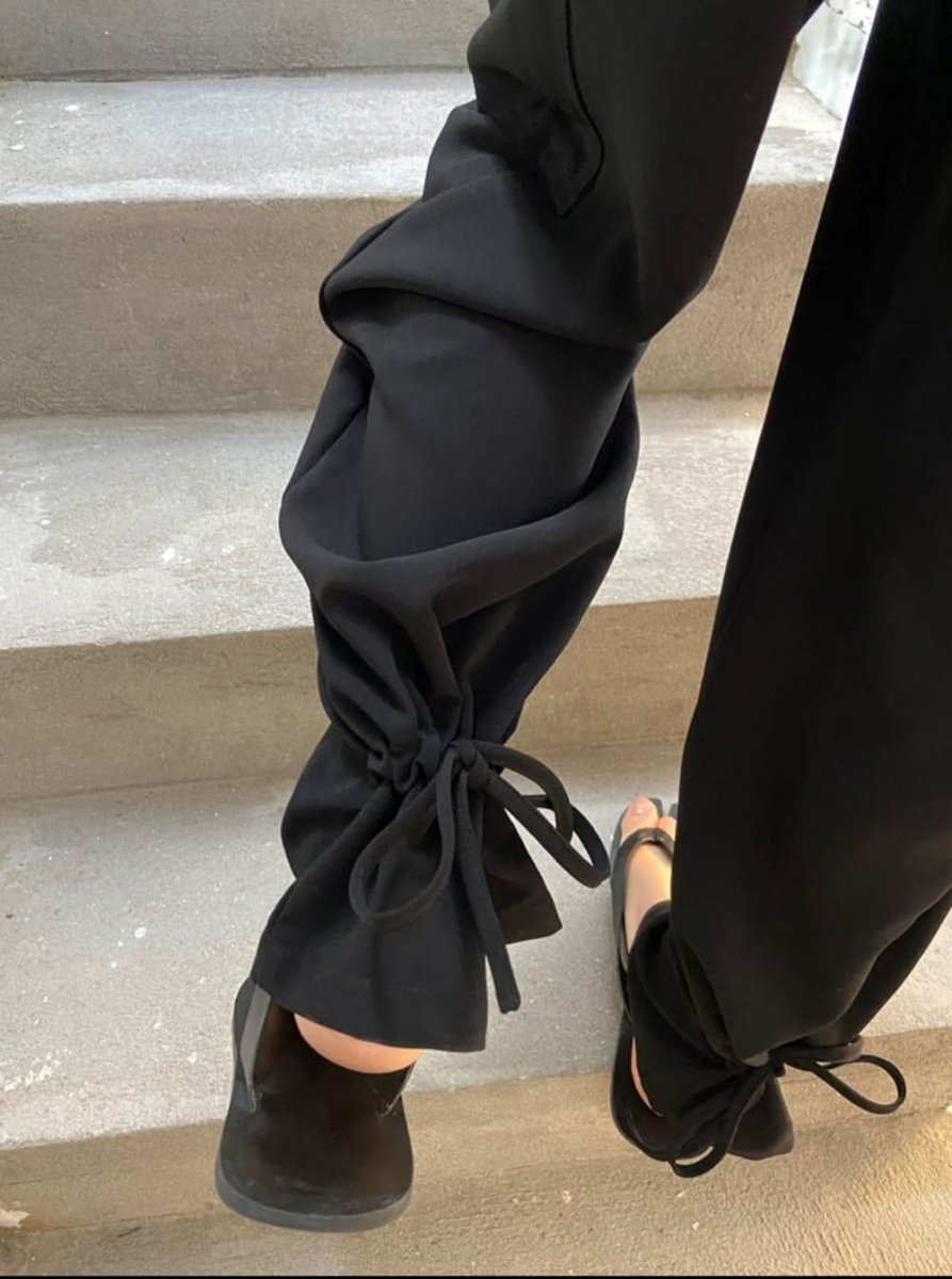 【動画あり】裾リボン絞りデザインブラックパンツ - select store mirror me【動画あり】裾リボン絞りデザインブラックパンツ185493863mirror meselect store mirror me185493863S