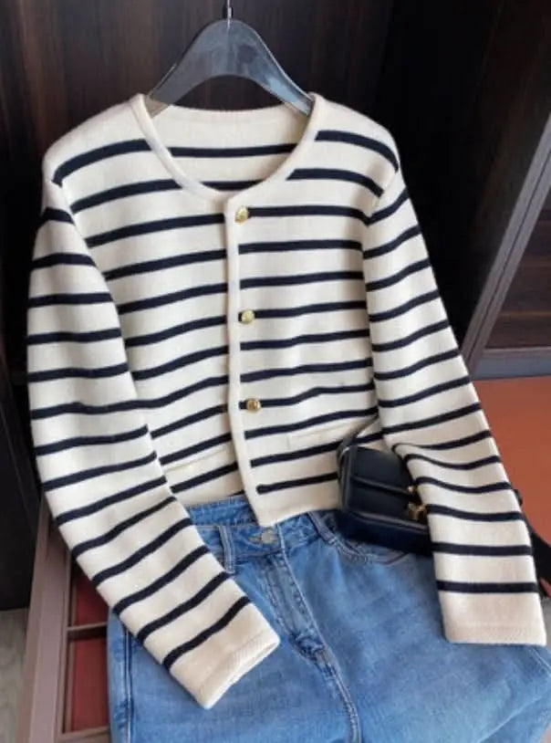 <インスタグラマー様ご愛用><大ヒット>ボーダーニットカーディガントップス mirror me