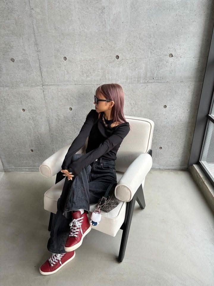 <インスタグラマー様ご愛用>変形デザインネックオープントップス - select store mirror me<インスタグラマー様ご愛用>変形デザインネックオープントップス194864611mirror meselect store mirror me194864611S