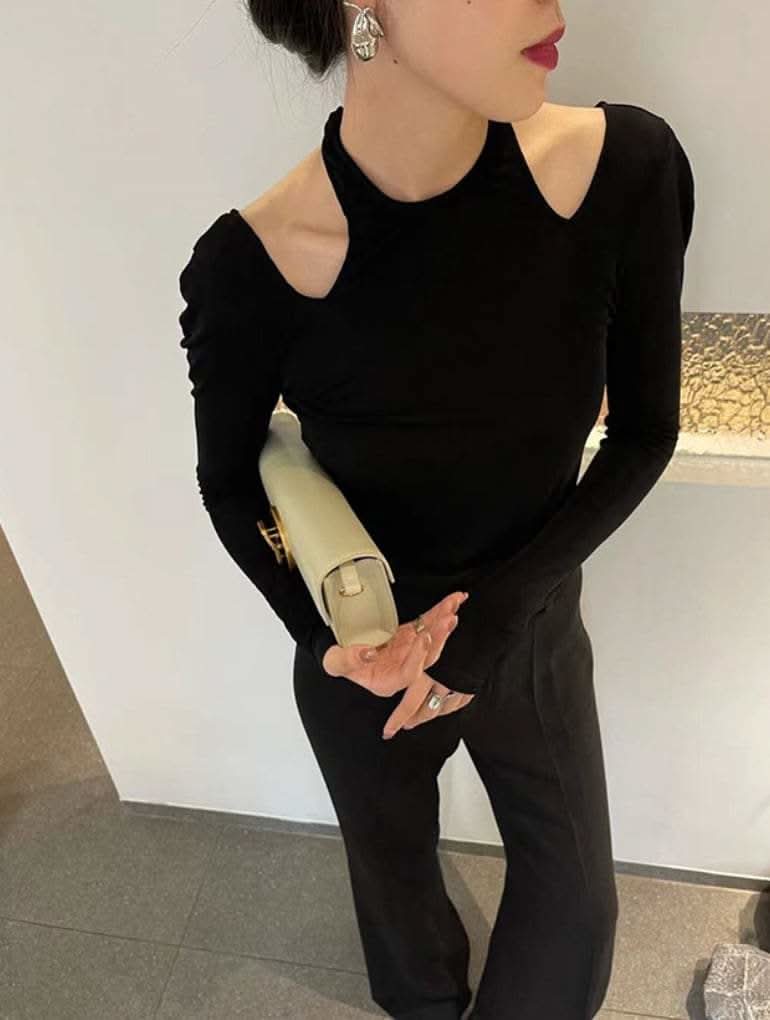 <インスタグラマー様ご愛用>変形デザインネックオープントップス - select store mirror me<インスタグラマー様ご愛用>変形デザインネックオープントップス194864611mirror meselect store mirror me194864611S