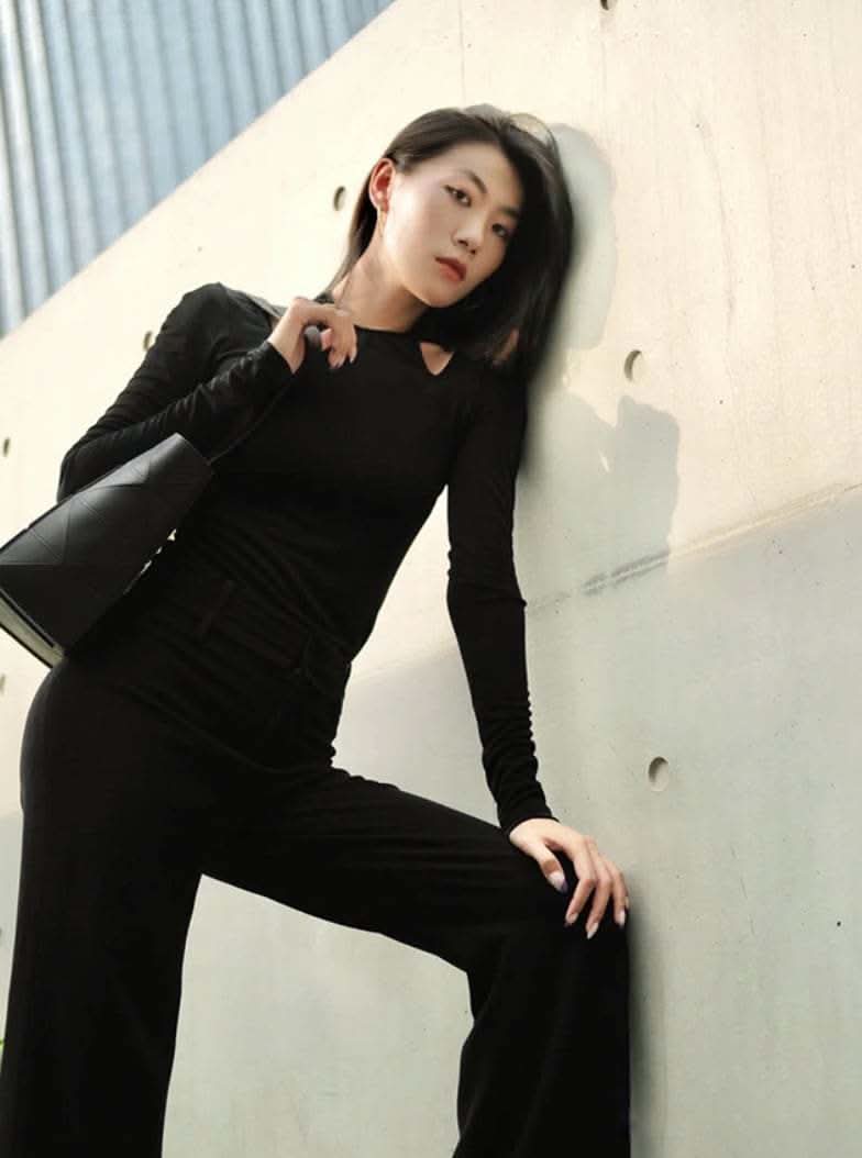 <インスタグラマー様ご愛用>変形デザインネックオープントップス - select store mirror me<インスタグラマー様ご愛用>変形デザインネックオープントップス194864611mirror meselect store mirror me194864611S