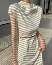 【動画あり】ウエストデザインバックルワンピース 2色展開 - select store mirror me【動画あり】ウエストデザインバックルワンピース 2色展開130087109mirror meselect store mirror me130087109ベージュ S