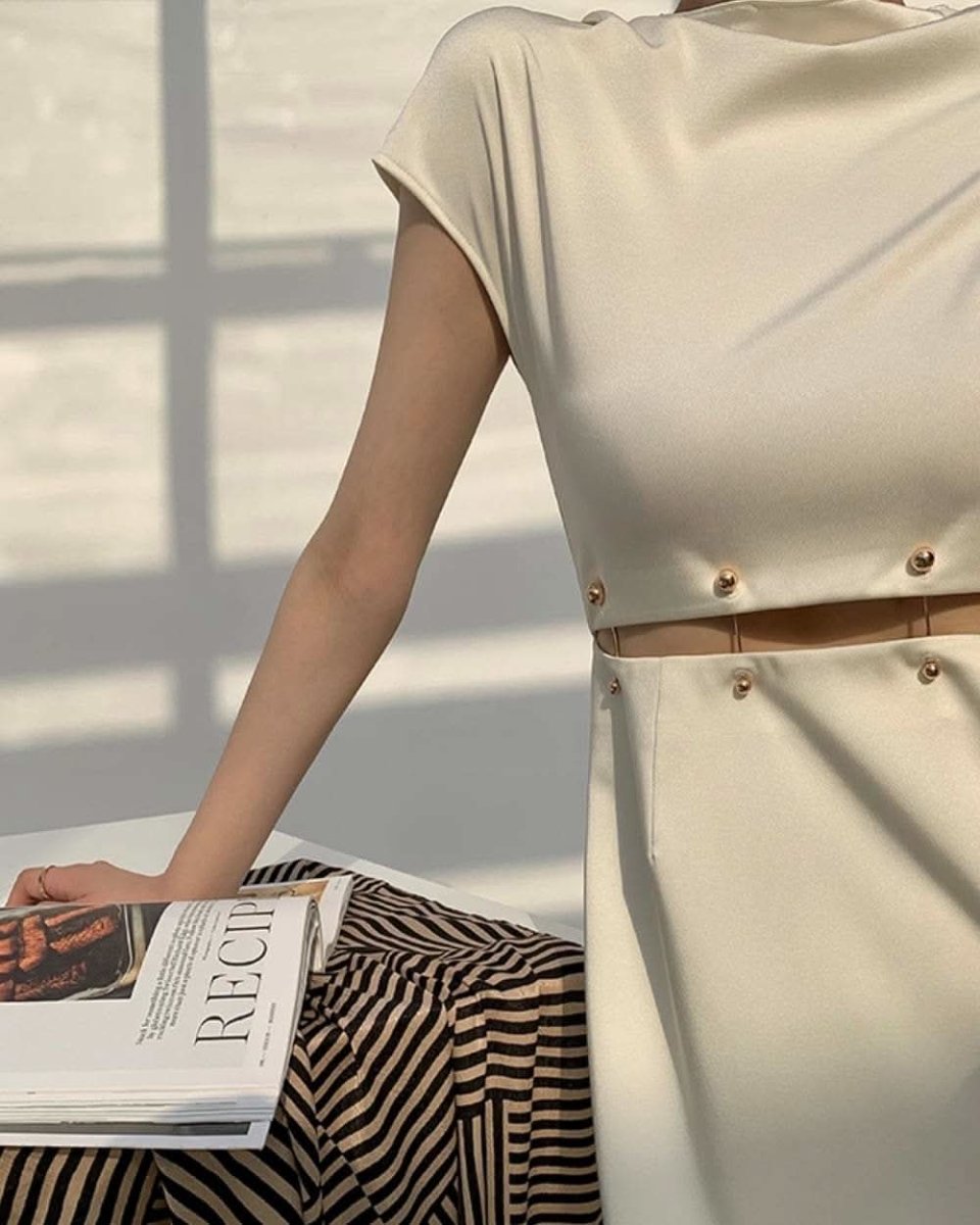 【動画あり】ウエストデザインバックルワンピース 2色展開 - select store mirror me【動画あり】ウエストデザインバックルワンピース 2色展開130087109mirror meselect store mirror me130087109ベージュ S