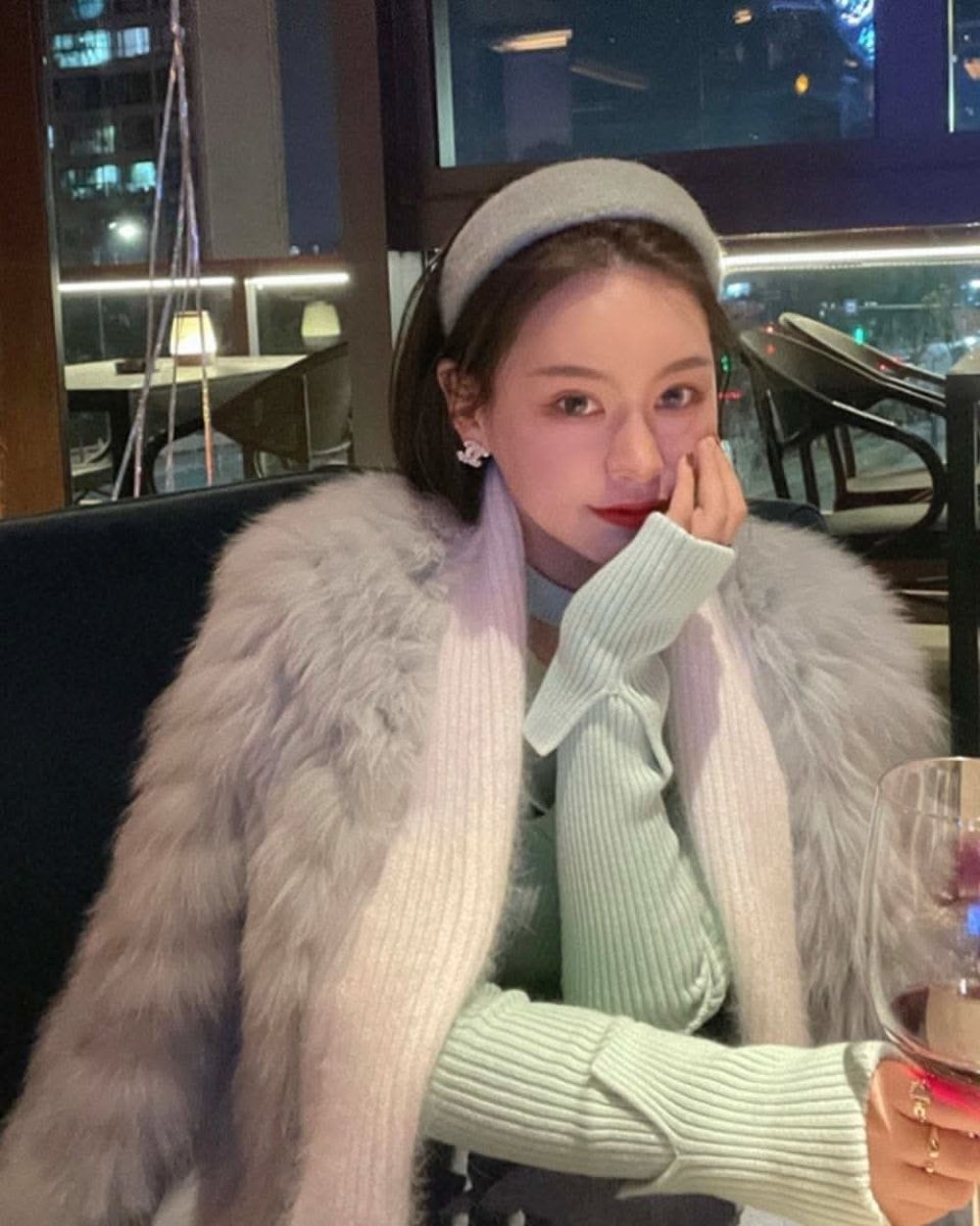 【動画あり】リブニット切り替えボリュームファーコート 2色展開 - select store mirror me【動画あり】リブニット切り替えボリュームファーコート 2色展開152259171mirror meselect store mirror me152259171ホワイト S