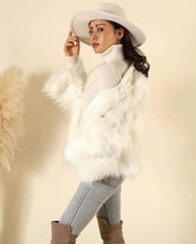 【動画あり】リブニット切り替えボリュームファーコート 2色展開 - select store mirror me【動画あり】リブニット切り替えボリュームファーコート 2色展開152259171mirror meselect store mirror me152259171ホワイト S