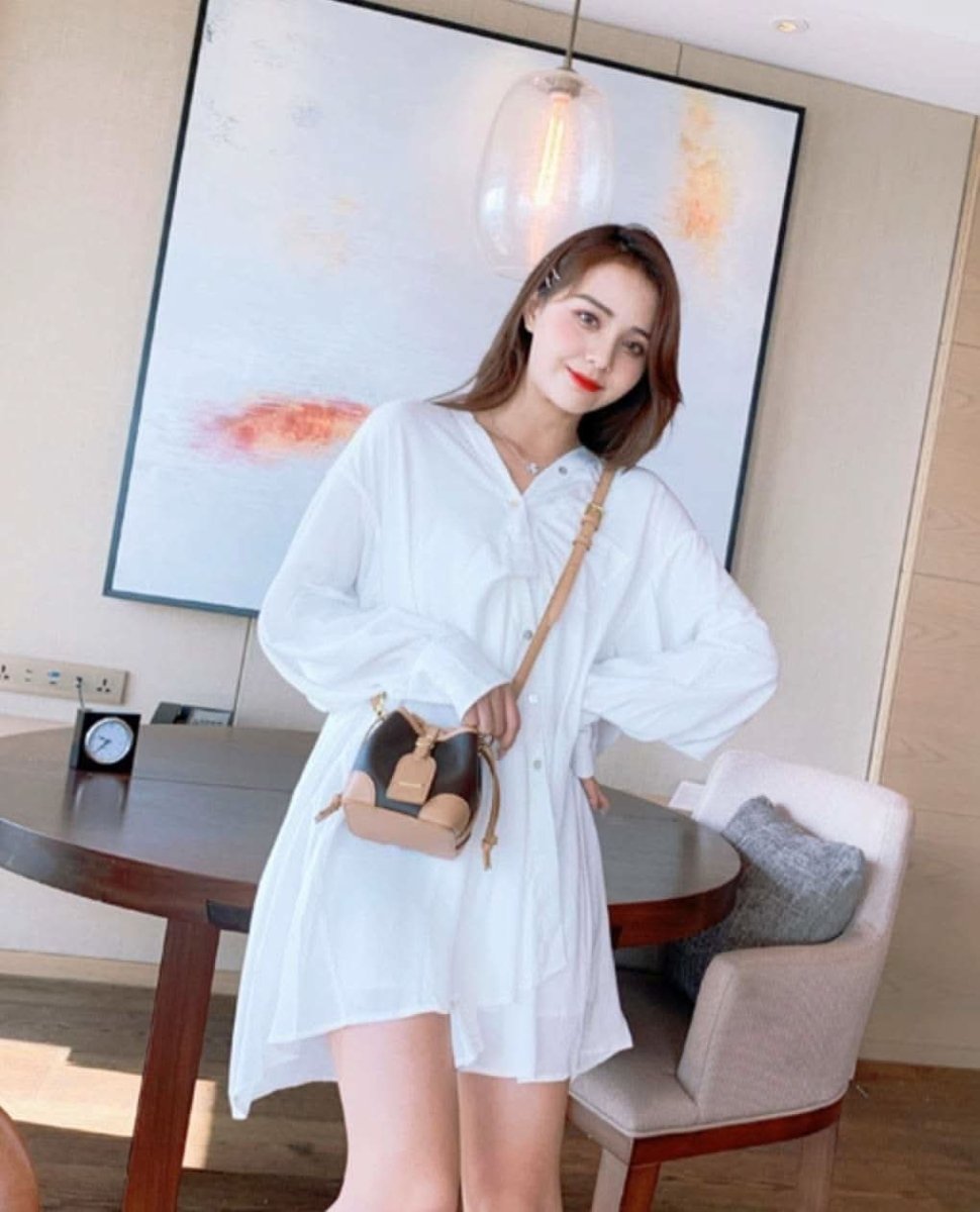 切り替えレザー巾着ショルダーバッグ 2色展開 - select store mirror me切り替えレザー巾着ショルダーバッグ 2色展開159790498mirror meselect store mirror me159790498ホワイト(小サイズ)