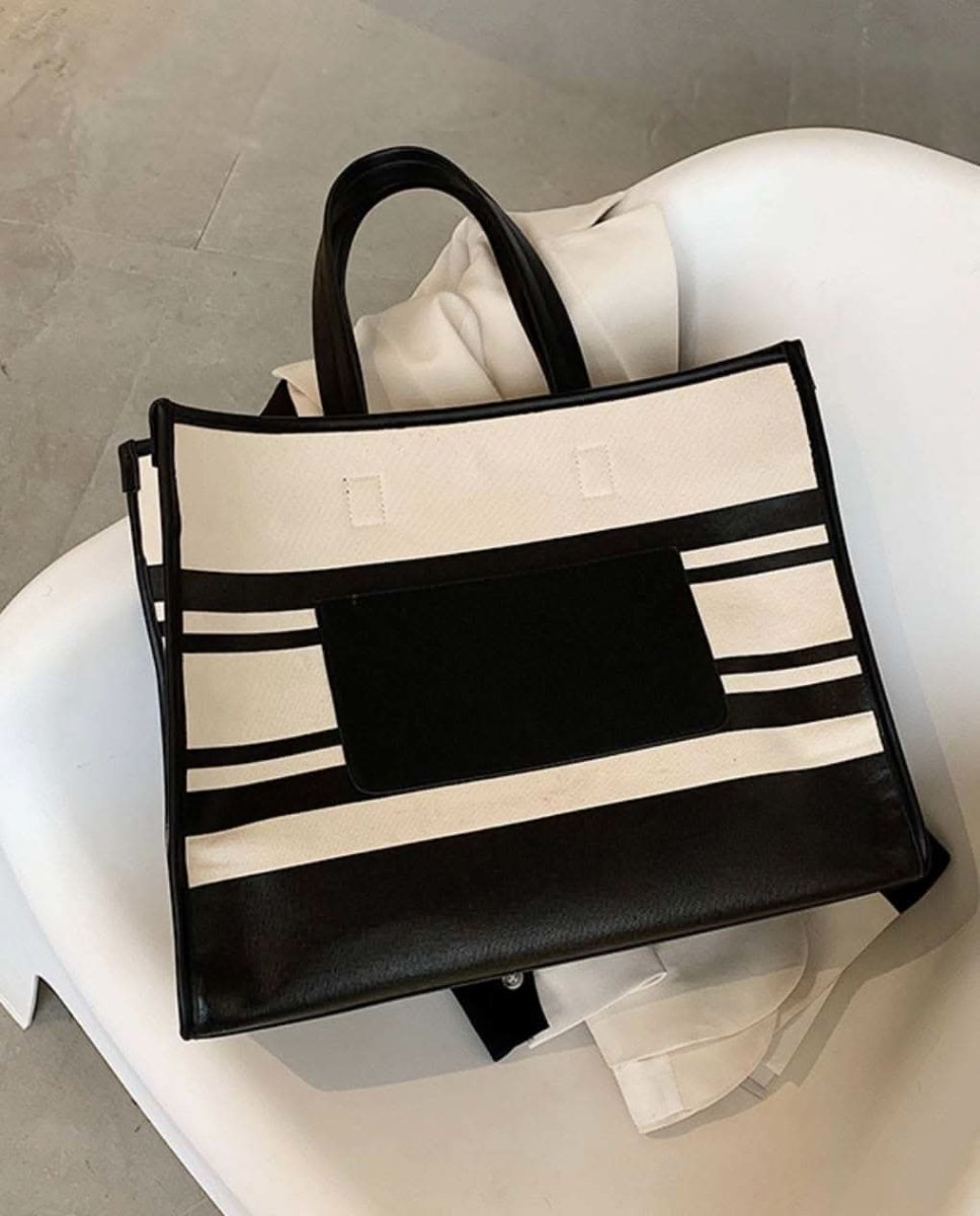 【動画あり】切り替えレザーポケットボーダートートバッグ 2種展開 - select store mirror me【動画あり】切り替えレザーポケットボーダートートバッグ 2種展開162335058mirror meselect store mirror me162335058小サイズ