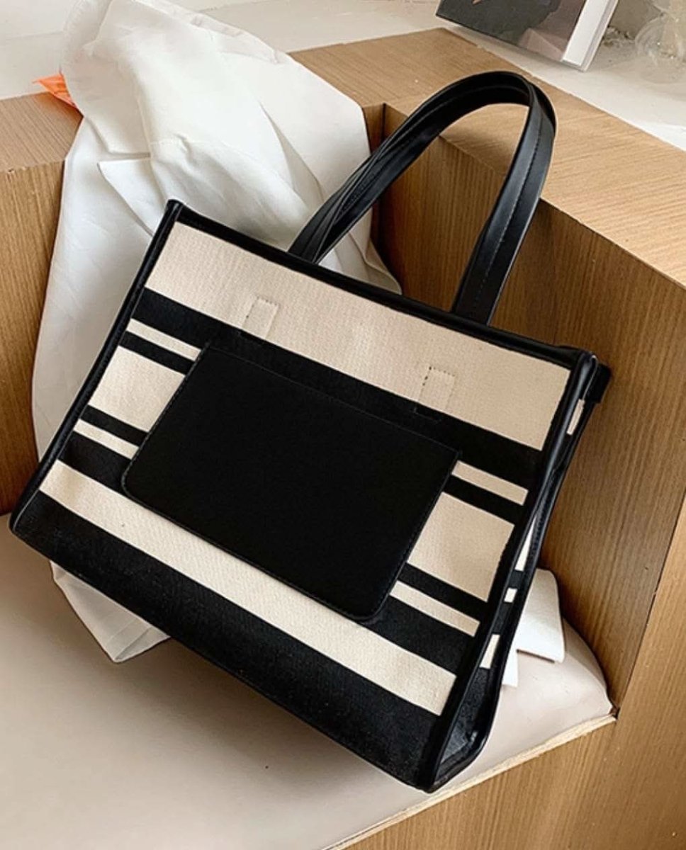 【動画あり】切り替えレザーポケットボーダートートバッグ 2種展開 - select store mirror me【動画あり】切り替えレザーポケットボーダートートバッグ 2種展開162335058mirror meselect store mirror me162335058小サイズ