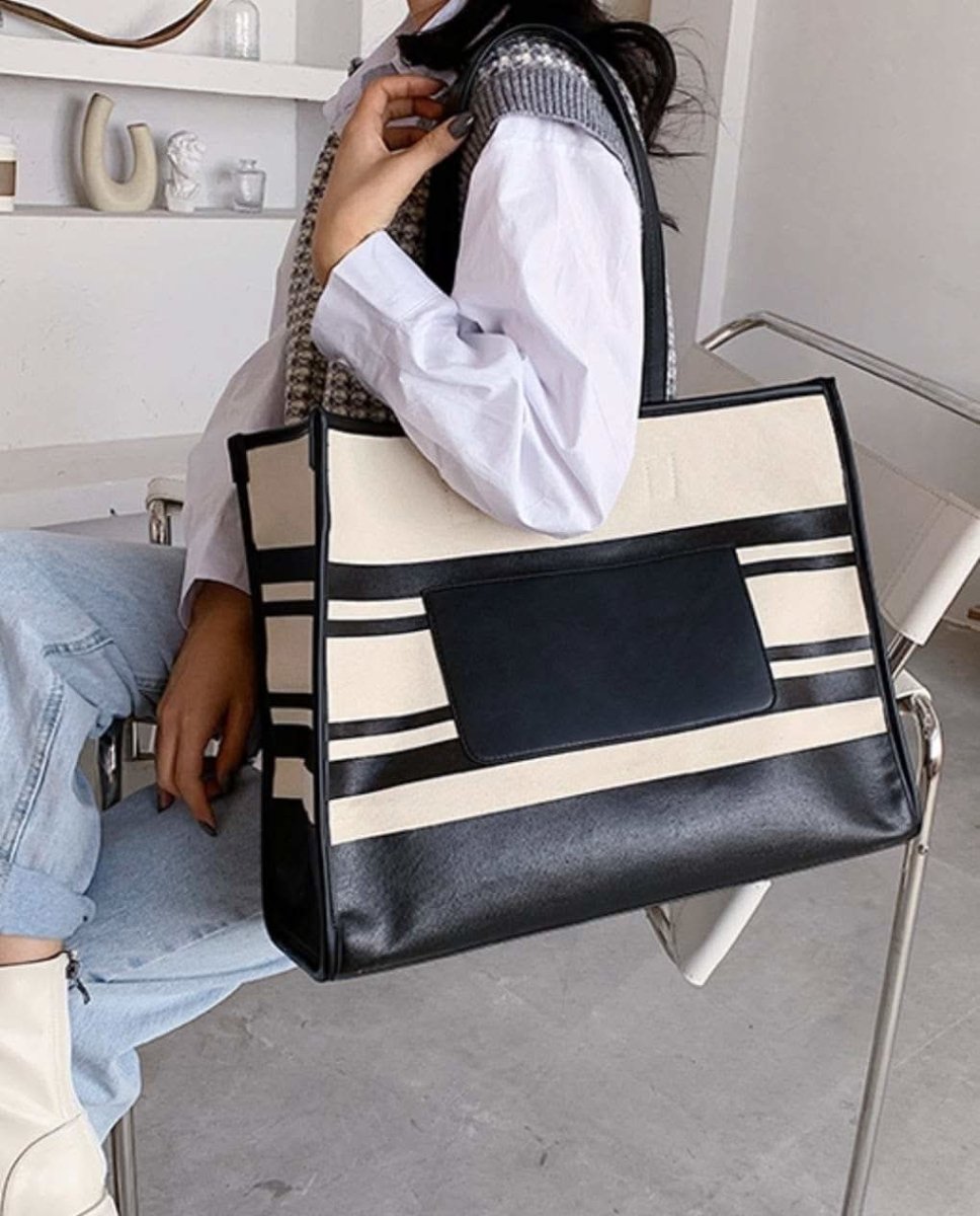 【動画あり】切り替えレザーポケットボーダートートバッグ 2種展開 - select store mirror me【動画あり】切り替えレザーポケットボーダートートバッグ 2種展開162335058mirror meselect store mirror me162335058小サイズ