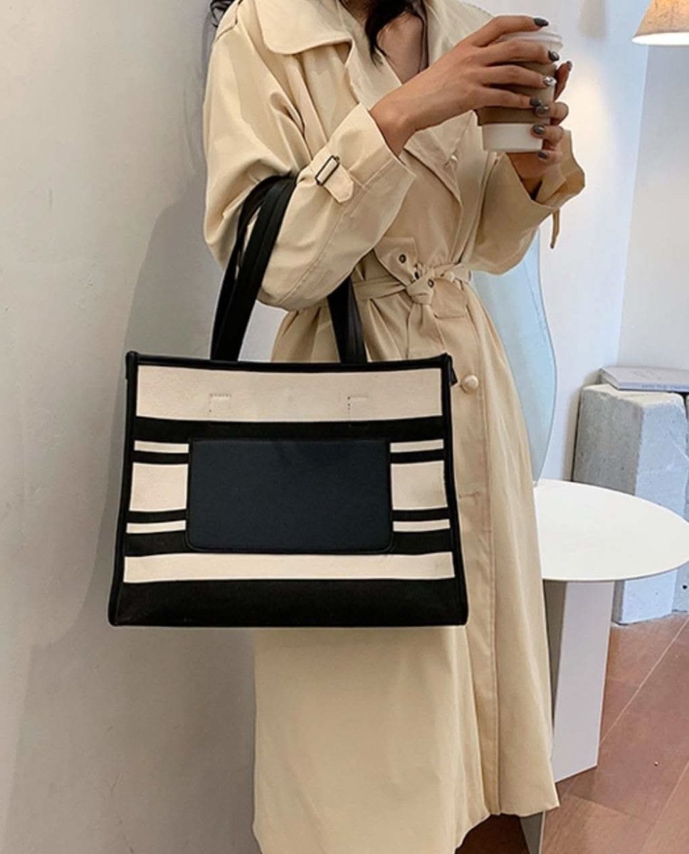 【動画あり】切り替えレザーポケットボーダートートバッグ 2種展開 - select store mirror me【動画あり】切り替えレザーポケットボーダートートバッグ 2種展開162335058mirror meselect store mirror me162335058小サイズ