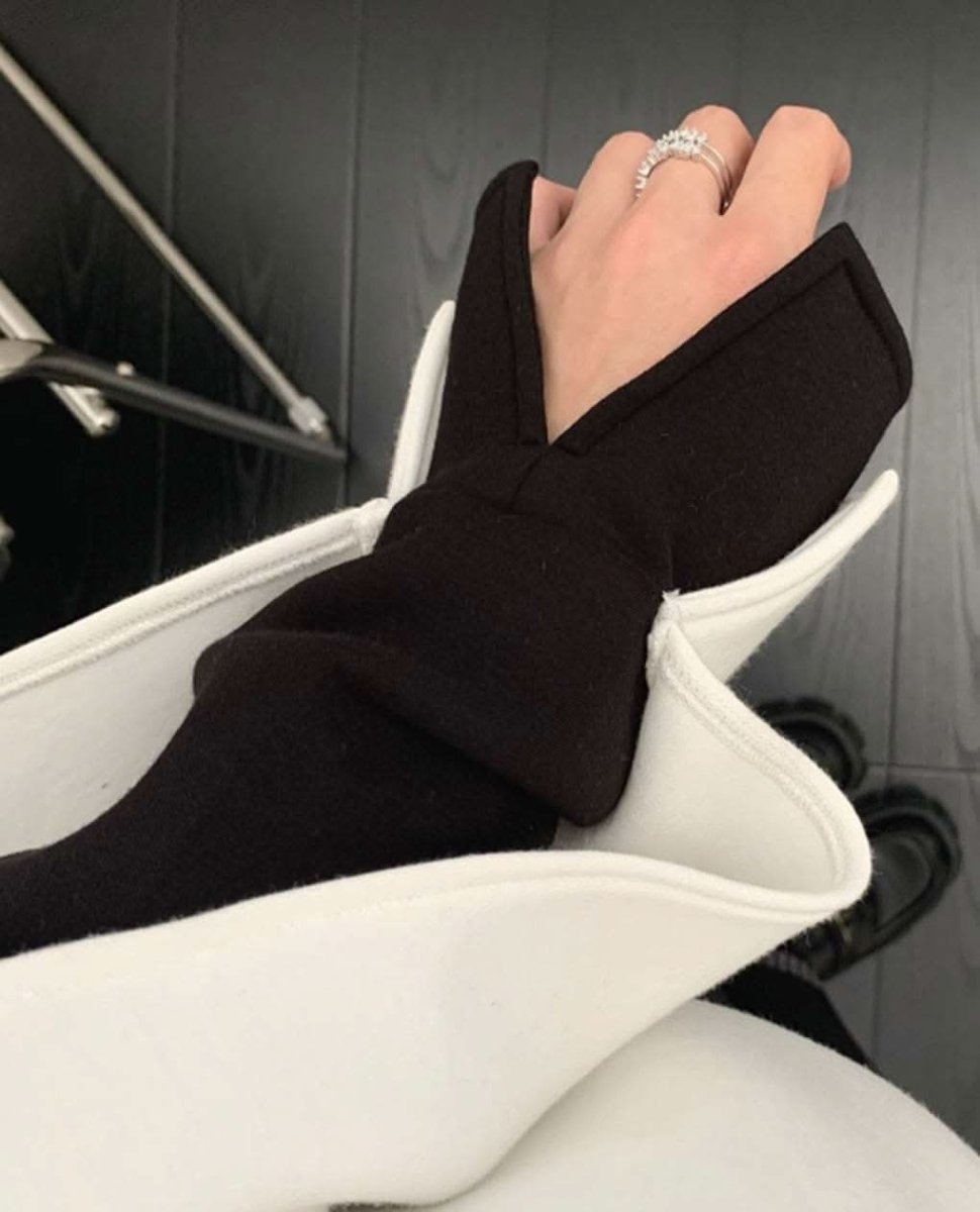 【動画あり】ダイバー素材デザインスリーブ上質ワイドトップス  2色展開 - select store mirror me【動画あり】ダイバー素材デザインスリーブ上質ワイドトップス  2色展開163142519mirror meselect store mirror me163142519ホワイトXS