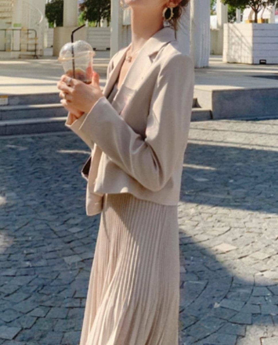 【動画あり】ショート丈ジャケット&ミックスプリーツスカートセットアップ 2色展開 - select store mirror me【動画あり】ショート丈ジャケット&ミックスプリーツスカートセットアップ 2色展開164652981mirror meselect store mirror me164652981ベージュ S