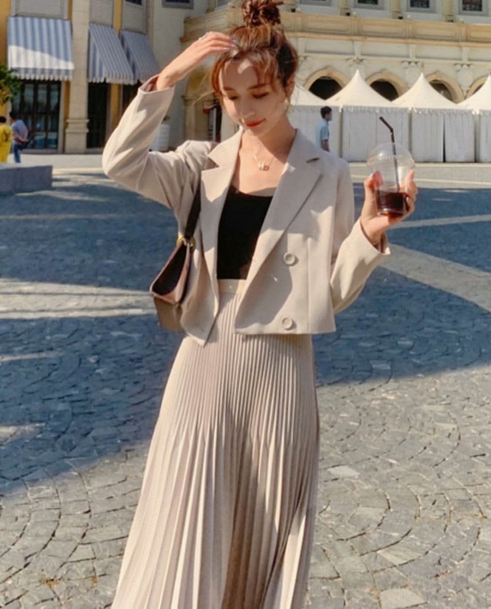 【動画あり】ショート丈ジャケット&ミックスプリーツスカートセットアップ 2色展開 - select store mirror me【動画あり】ショート丈ジャケット&ミックスプリーツスカートセットアップ 2色展開164652981mirror meselect store mirror me164652981ベージュ S