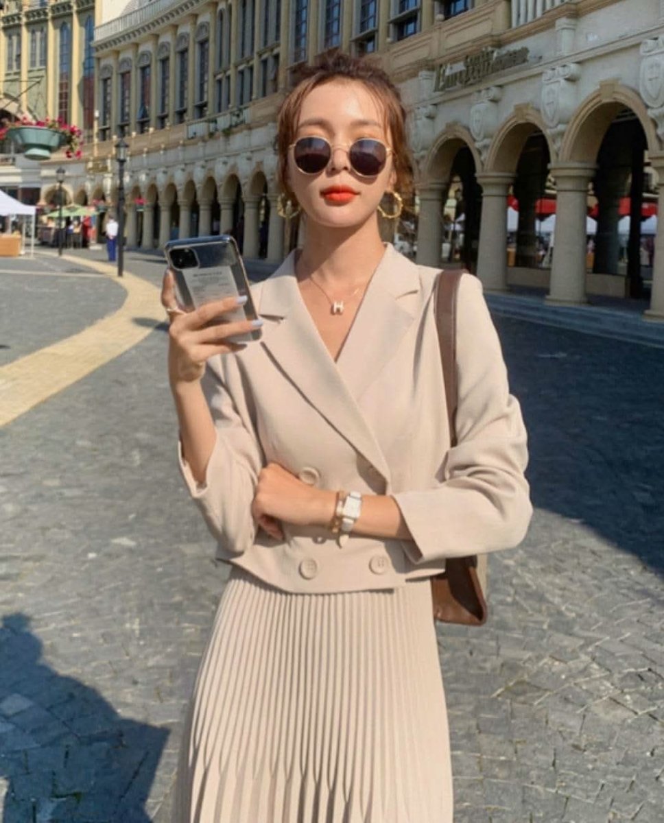 【動画あり】ショート丈ジャケット&ミックスプリーツスカートセットアップ 2色展開 - select store mirror me【動画あり】ショート丈ジャケット&ミックスプリーツスカートセットアップ 2色展開164652981mirror meselect store mirror me164652981ベージュ S