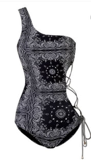 サイドクロスオープンモノキニビキニ 2色展開 - select store mirror meサイドクロスオープンモノキニビキニ 2色展開177078029mirror meselect store mirror me177078029ペイズリー柄S