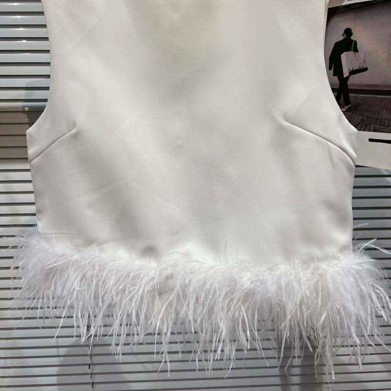 <インスタグラマー様ご愛用>【動画あり】フェザーノースリーブトップス  2色展開 - select store mirror me<インスタグラマー様ご愛用>【動画あり】フェザーノースリーブトップス  2色展開177960935mirror meselect store mirror me177960935ホワイトS