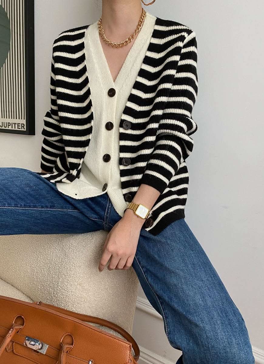 【動画あり】重ね着風ダブルボタンボーダーニットカーディガン 2色展開 - select store mirror me【動画あり】重ね着風ダブルボタンボーダーニットカーディガン 2色展開190811870mirror meselect store mirror me190811870ホワイト