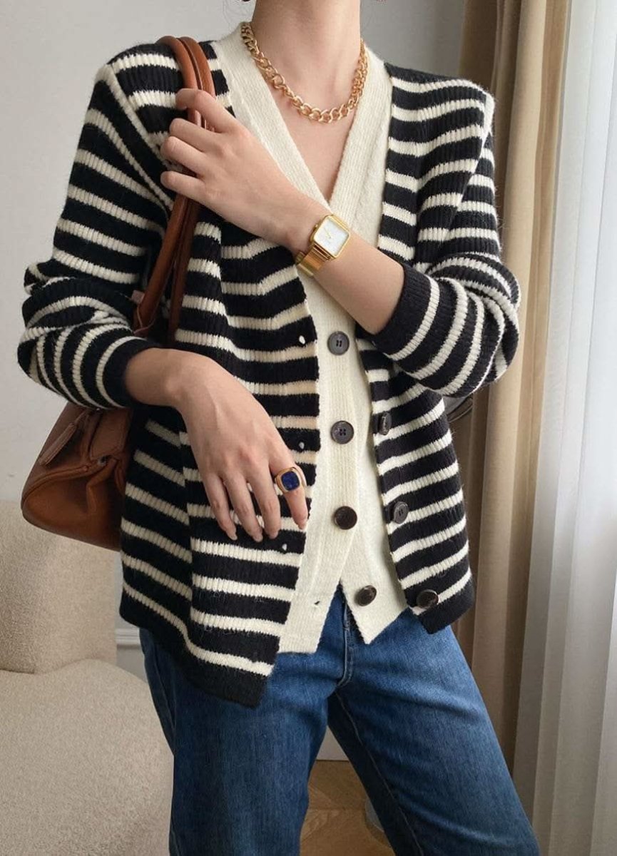 【動画あり】重ね着風ダブルボタンボーダーニットカーディガン 2色展開 - select store mirror me【動画あり】重ね着風ダブルボタンボーダーニットカーディガン 2色展開190811870mirror meselect store mirror me190811870ホワイト