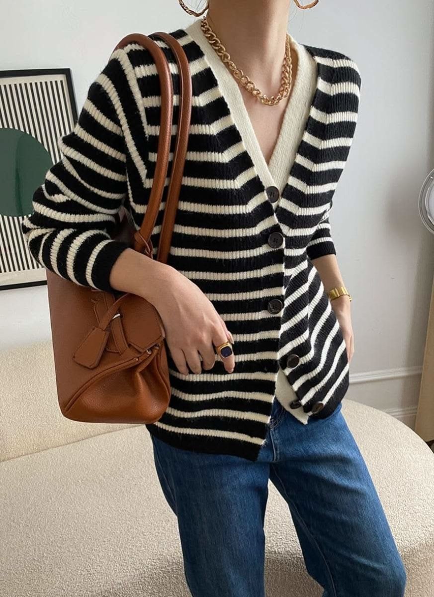 【動画あり】重ね着風ダブルボタンボーダーニットカーディガン 2色展開 - select store mirror me【動画あり】重ね着風ダブルボタンボーダーニットカーディガン 2色展開190811870mirror meselect store mirror me190811870ホワイト